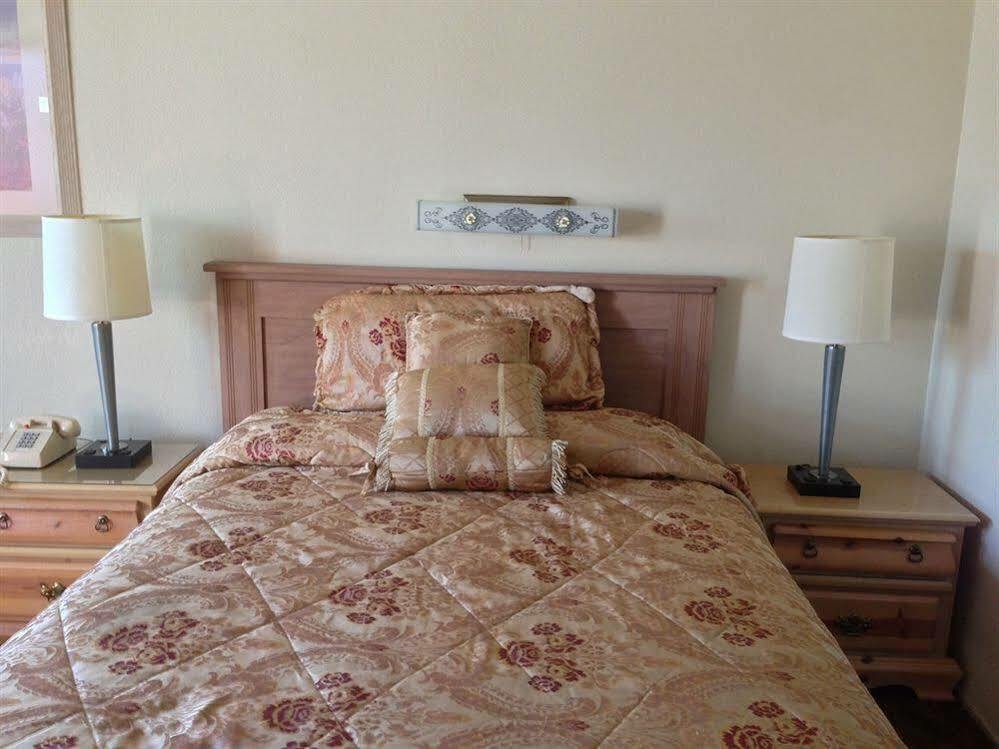 Beachway Inn Arroyo Grande Bagian luar foto